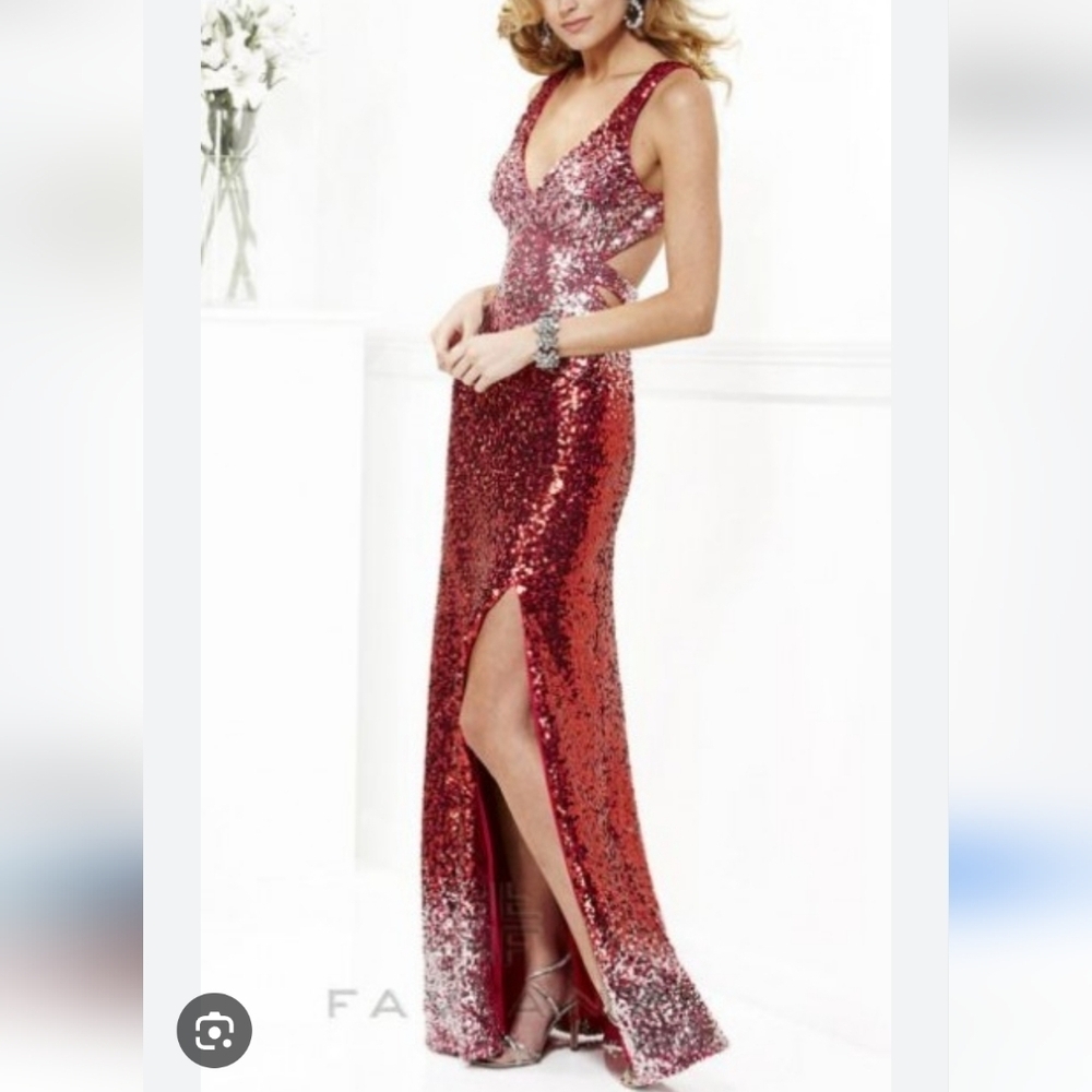 Faviana Silver/Red Sequin Backless Gown 4 Prom Homecoming Party Evening Dress
